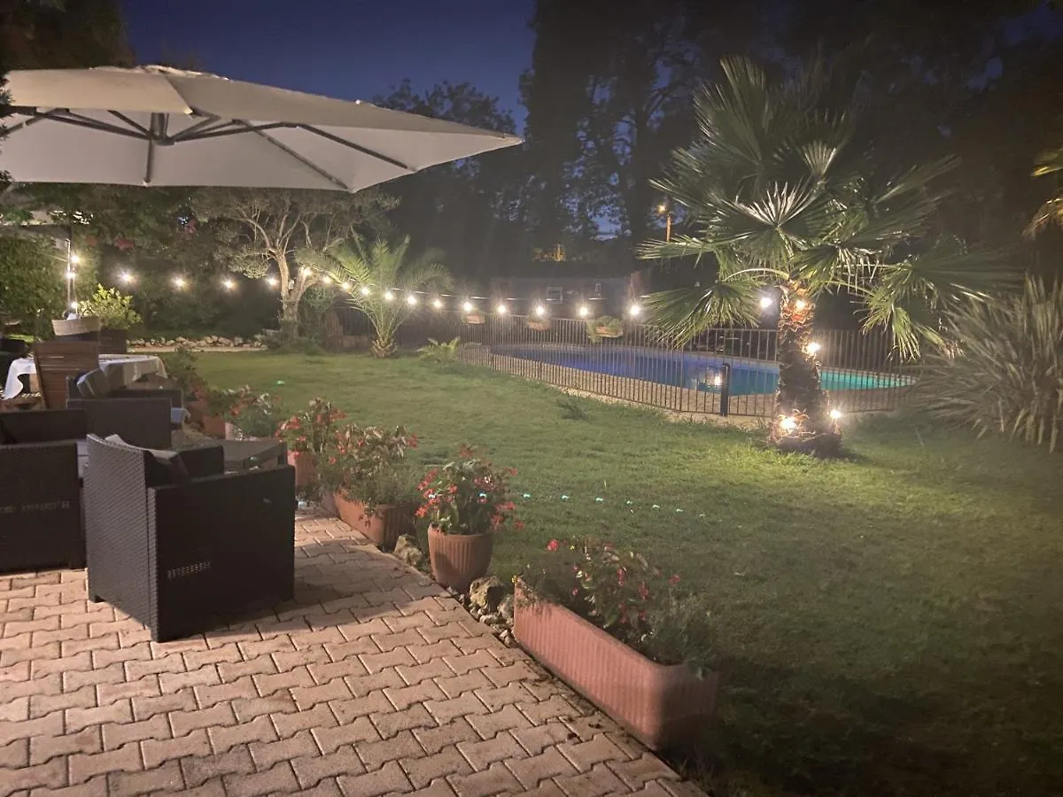 Logis Hotels La Bastide Des Golfs Mouans-Sartoux França