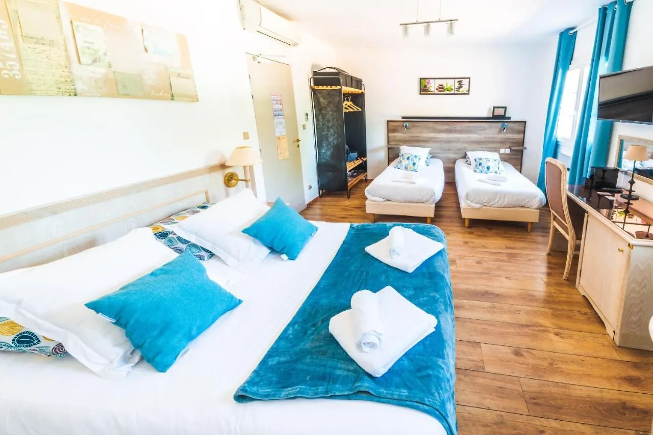 ***  Logis Hotels La Bastide Des Golfs Mouans-Sartoux França