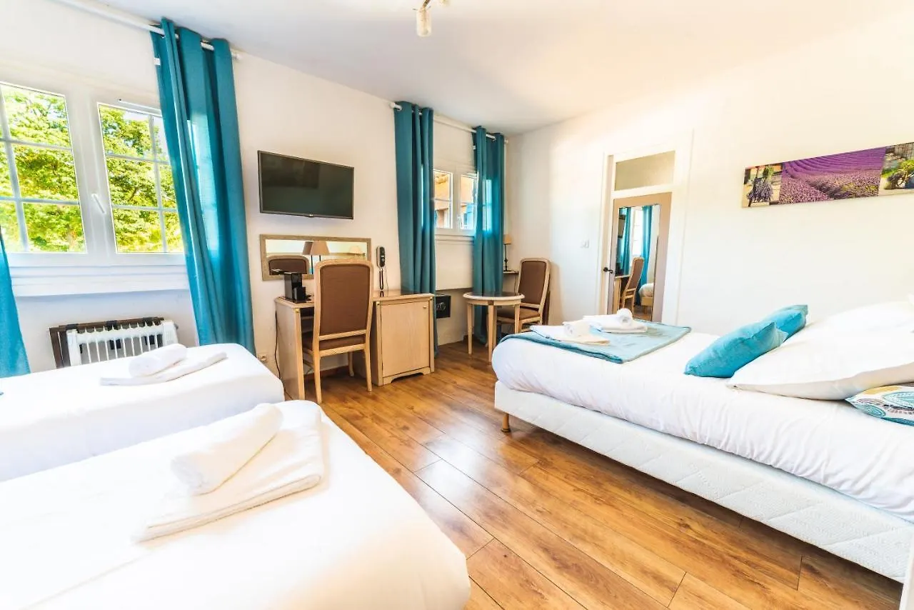 Logis Hotels La Bastide Des Golfs 무앙-사르투